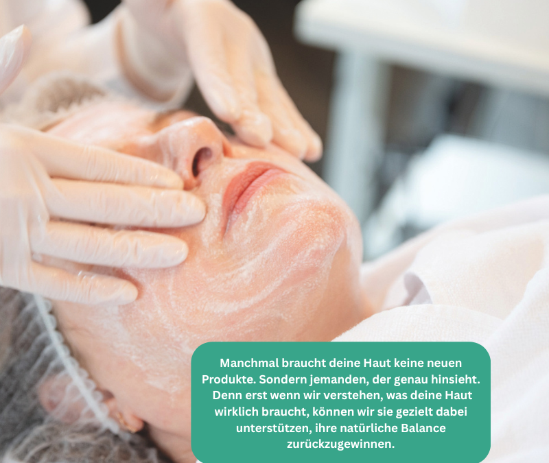 Professionelle Gesichtsbehandlung zur Stärkung der Hautbarriere in der Beauty Lounge Trier mit individuell abgestimmter Hautpflege.
